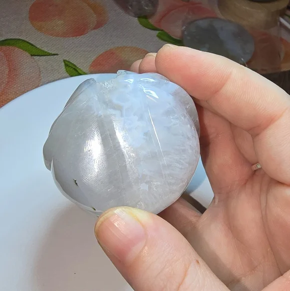 Crystal Druzy Agate Peach Carving - Picture 3 of 7